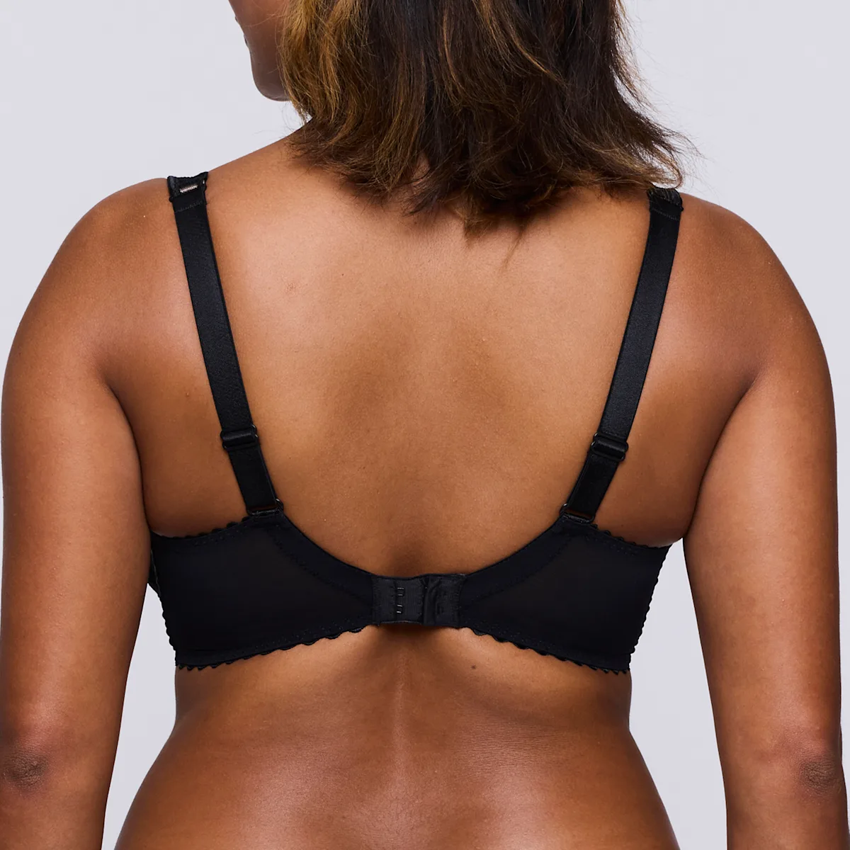 eservices_primadonna-lingerie-balcony_bra-gallipoli-0163554-black-157615