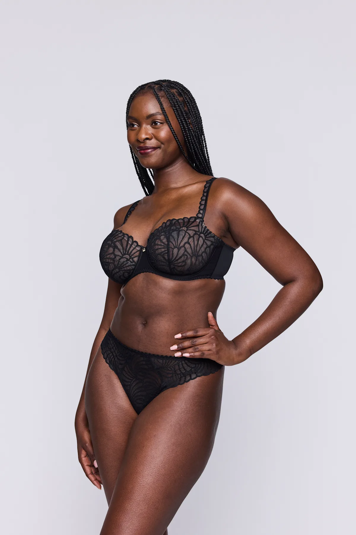 eservices_primadonna-lingerie-balcony_brathong-gallipoli-0163552-black0663550-black-224176