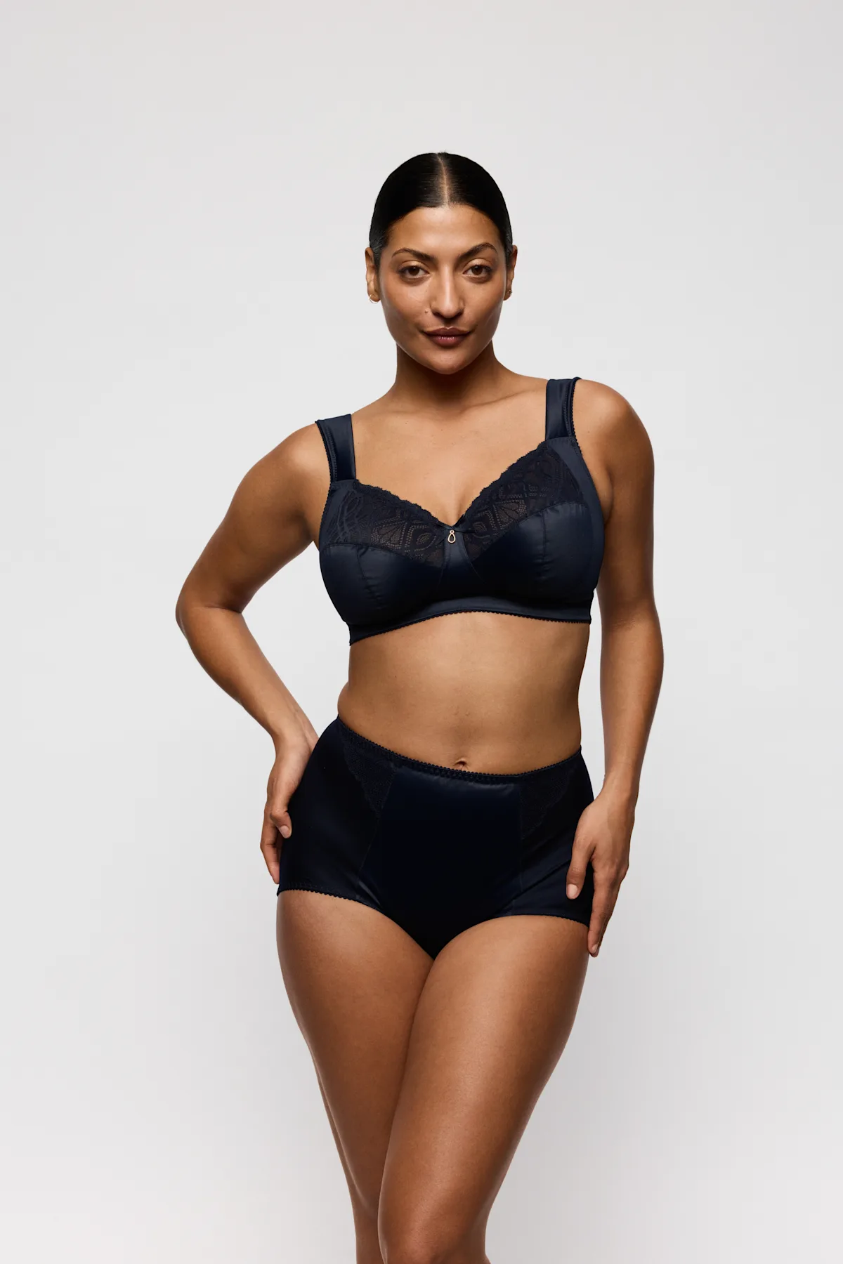 eservices_primadonna-lingerie-soft_bracontrol_briefs-salerno-0163537-blue0563534-blue-1084888