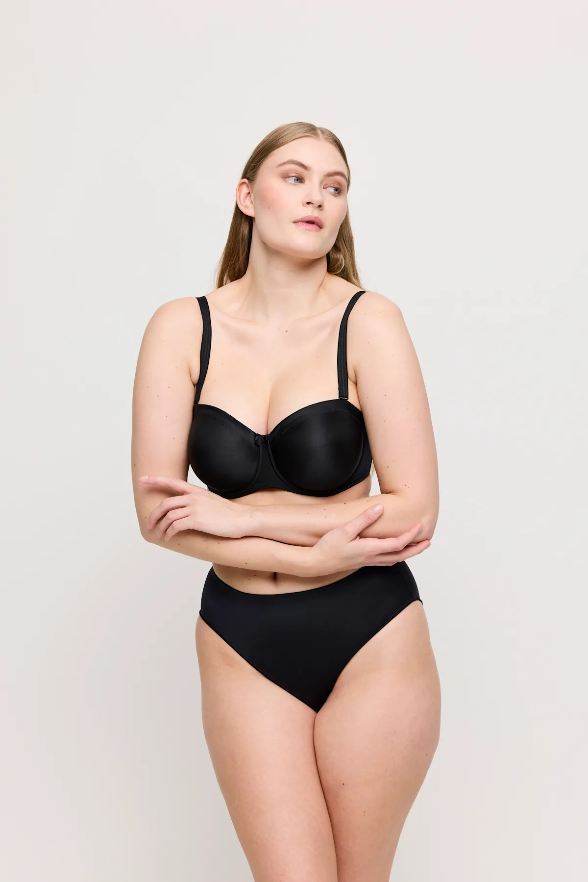 eservices_primadonna-lingerie-strapless_brafull_briefs-satin-0161331-black0561331-black-334244