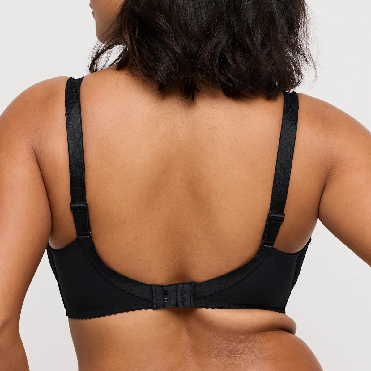 eservices_primadonna-lingerie-underwired_bra-madison-0162121-black-327653