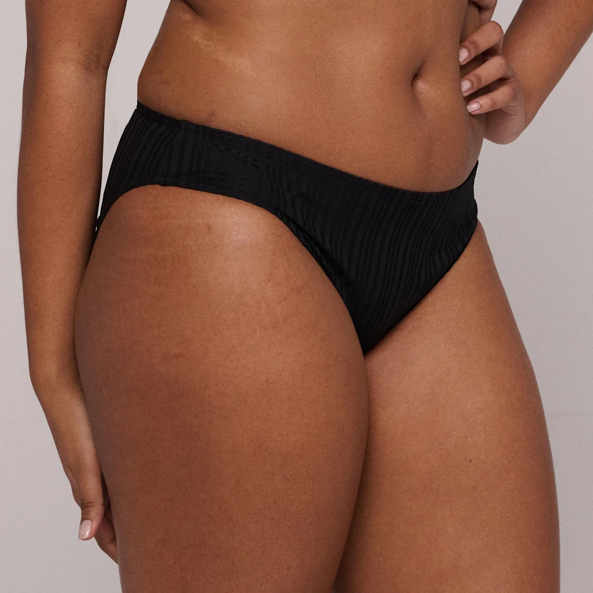 eservices_primadonna_swim-swim-bikini_briefs-kiruna-4012950-black-164034