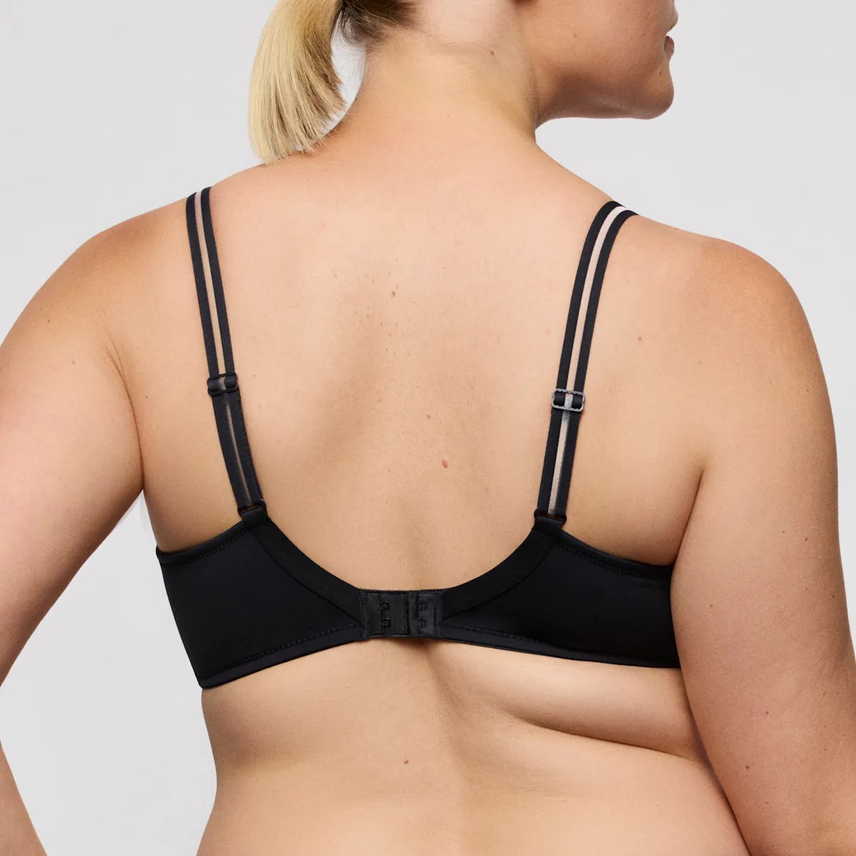 eservices_primadonna_twist-lingerie-underwired_bra-twist_side-0142570-black-1085268