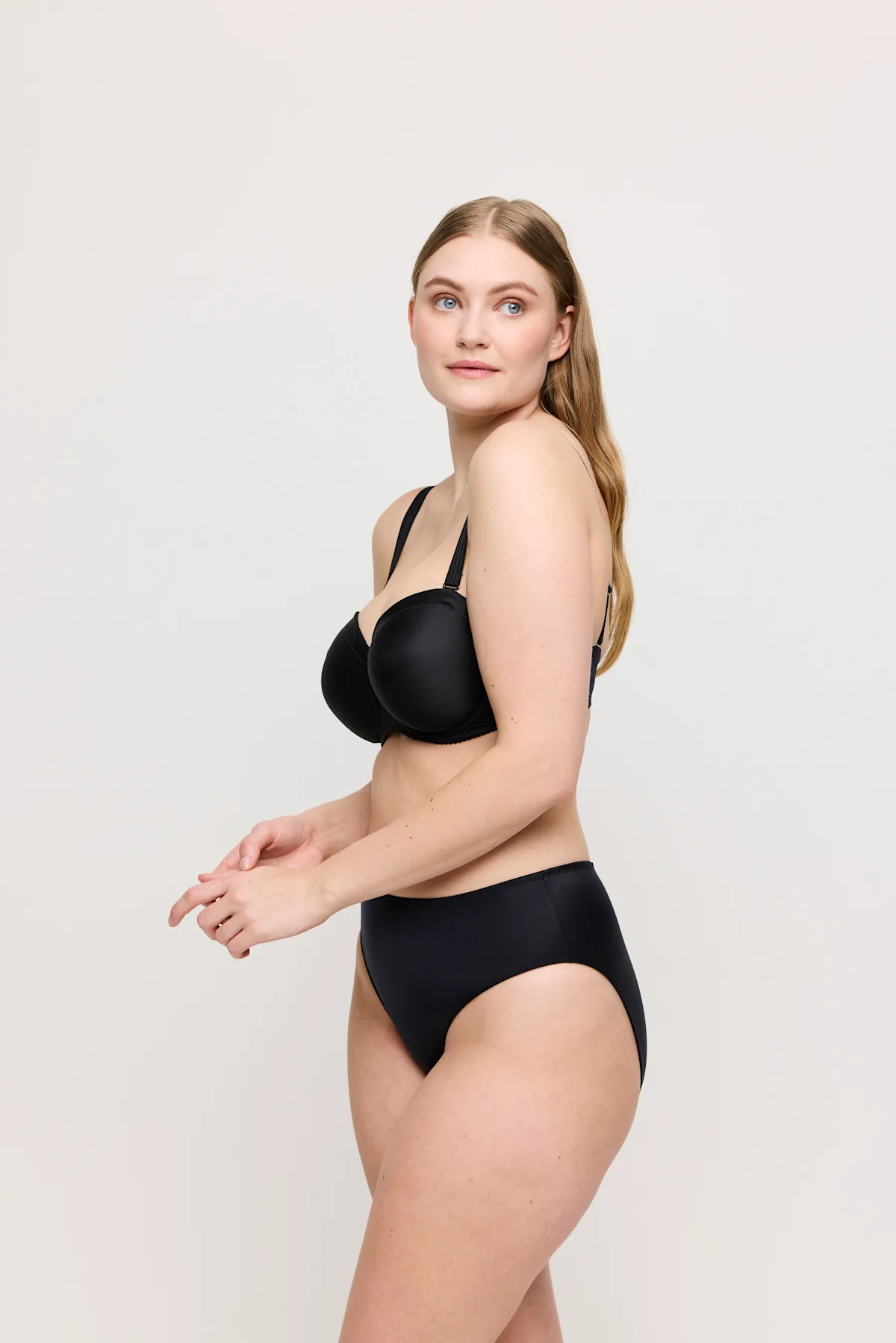 eservices_primadonna-lingerie-strapless_brafull_briefs-satin-0161331-black0561331-black-334245
