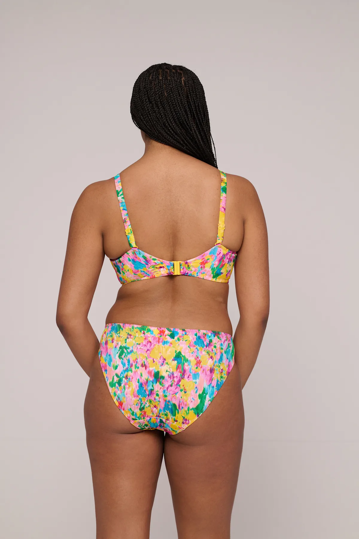 eservices_primadonna_swim-swim-wire_bikini_top-ubud-4012210-multicolour-164159