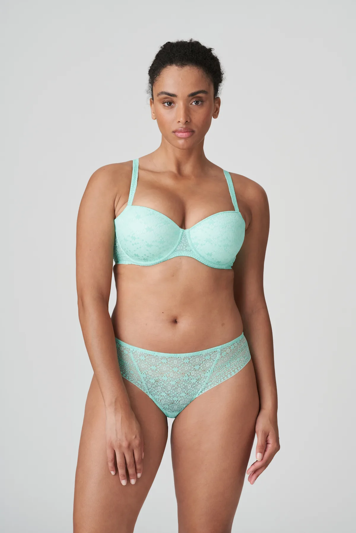 eservices_primadonna_twist-lingerie-balcony_bra-epirus-0241972-green-0_3564276