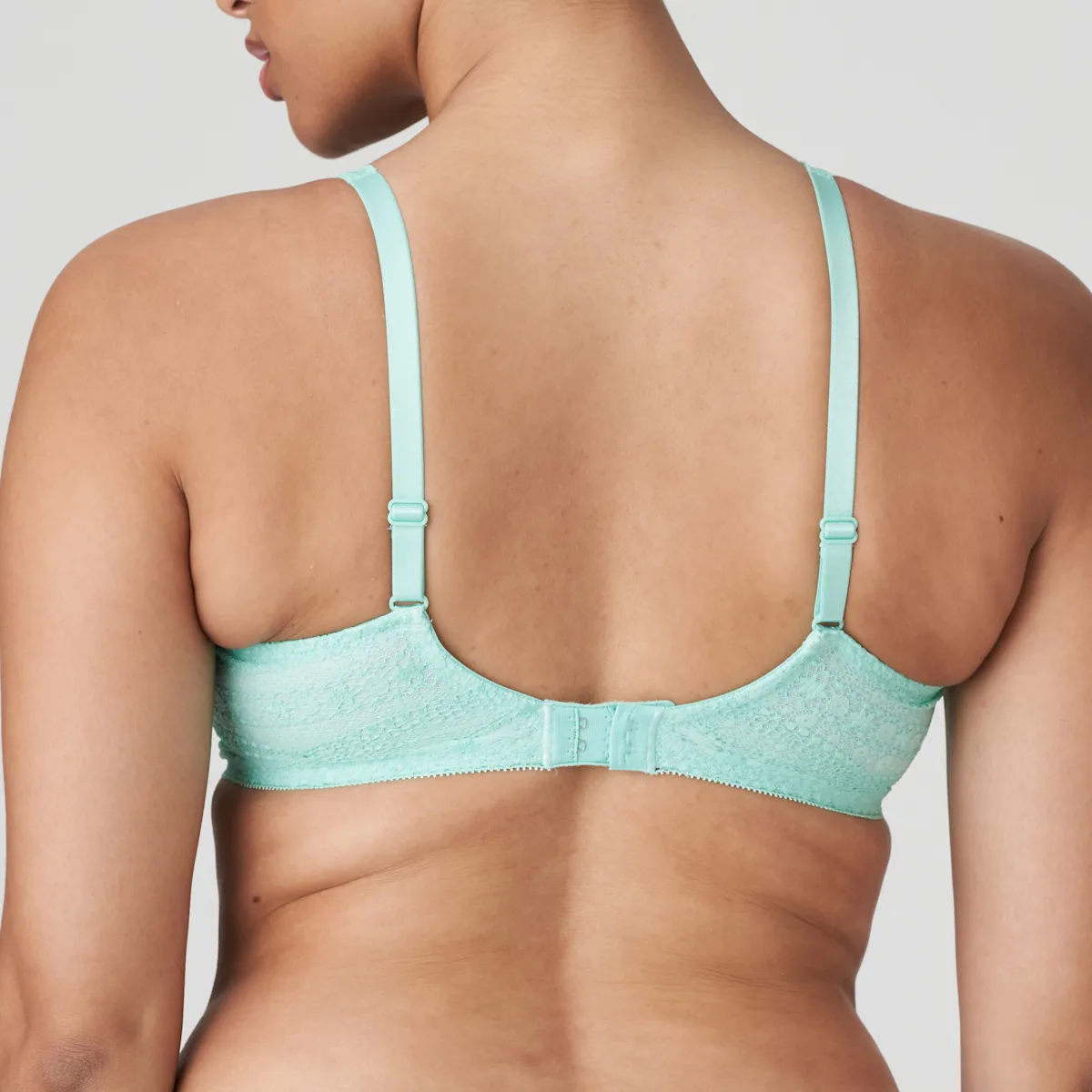 eservices_primadonna_twist-lingerie-balcony_bra-epirus-0241972-green-3_3564315
