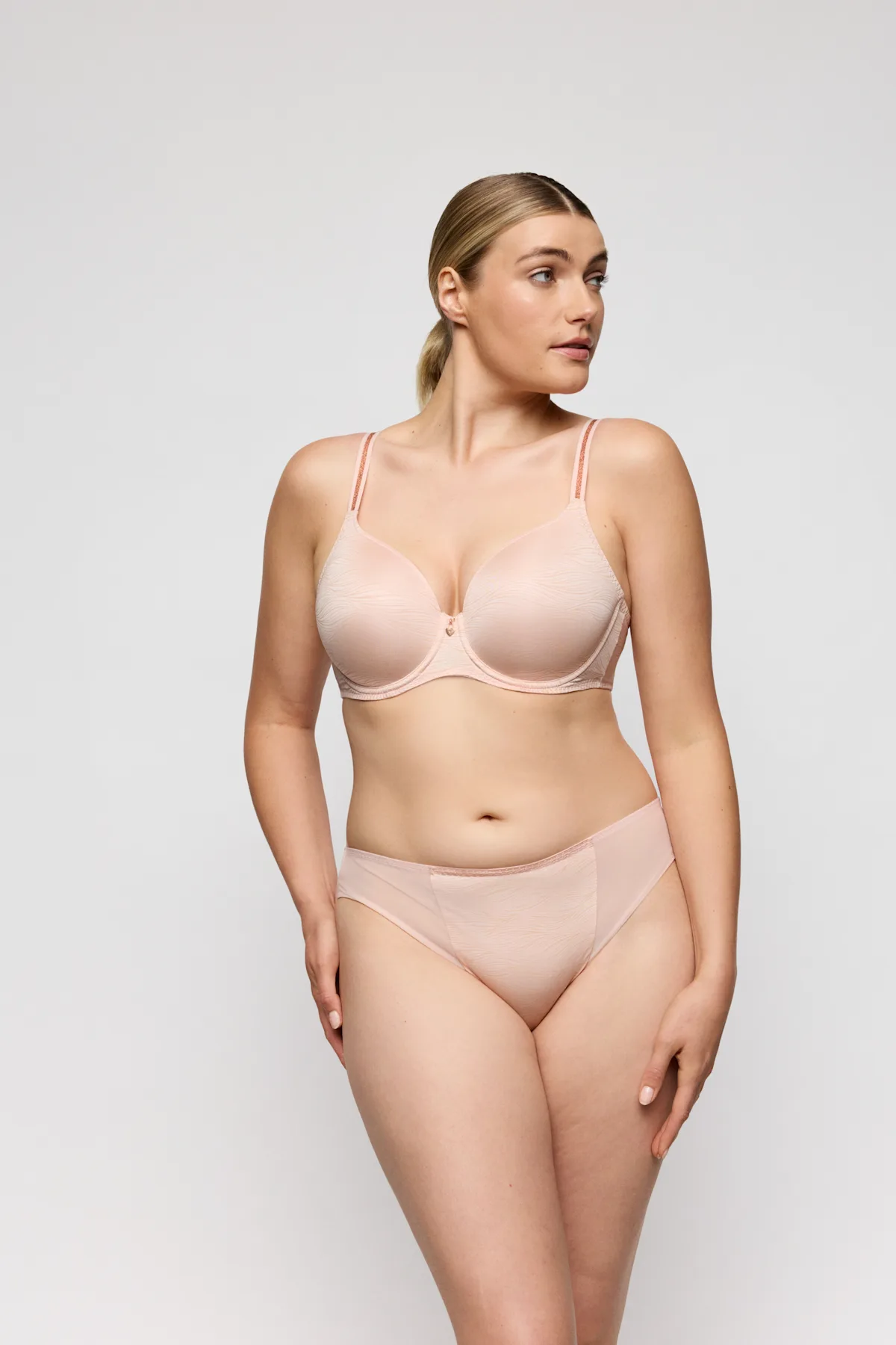 eservices_primadonna_twist-lingerie-padded_brabriefs-briana-0242520-pink0542520-pink-1084486