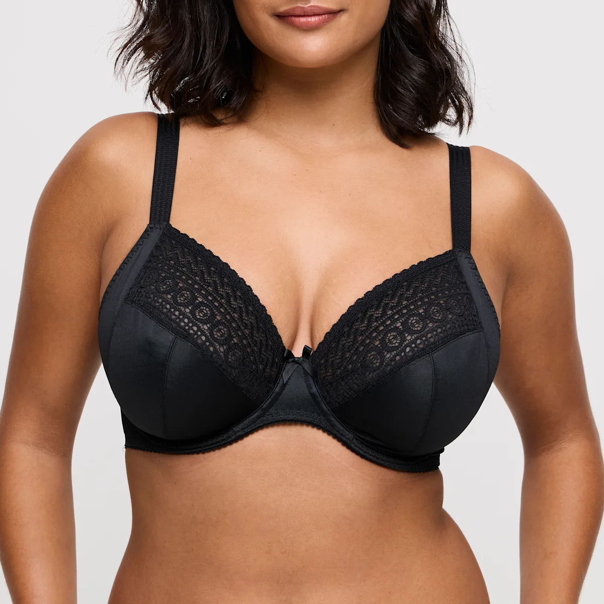 eservices_primadonna-lingerie-balcony_bra-montara-0163384-black-334566