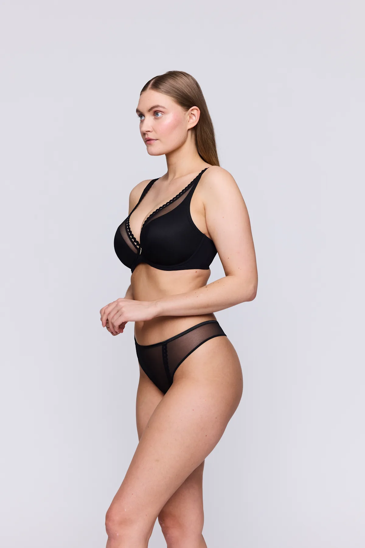 eservices_primadonna_twist-lingerie-padded_brathong-vivgirl-0142464-black0642460-black-158046