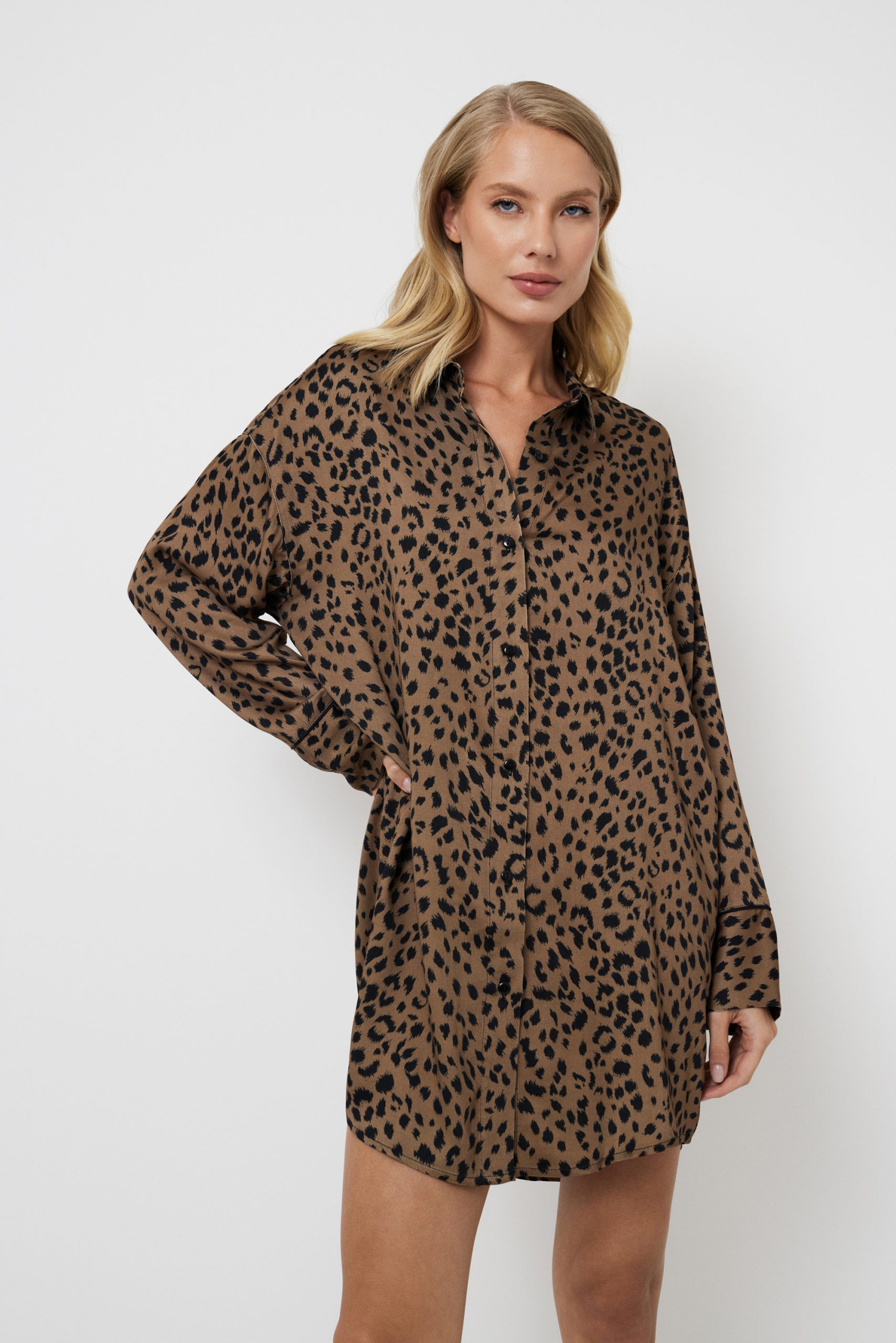 Kianna nightdress -M,XXL-