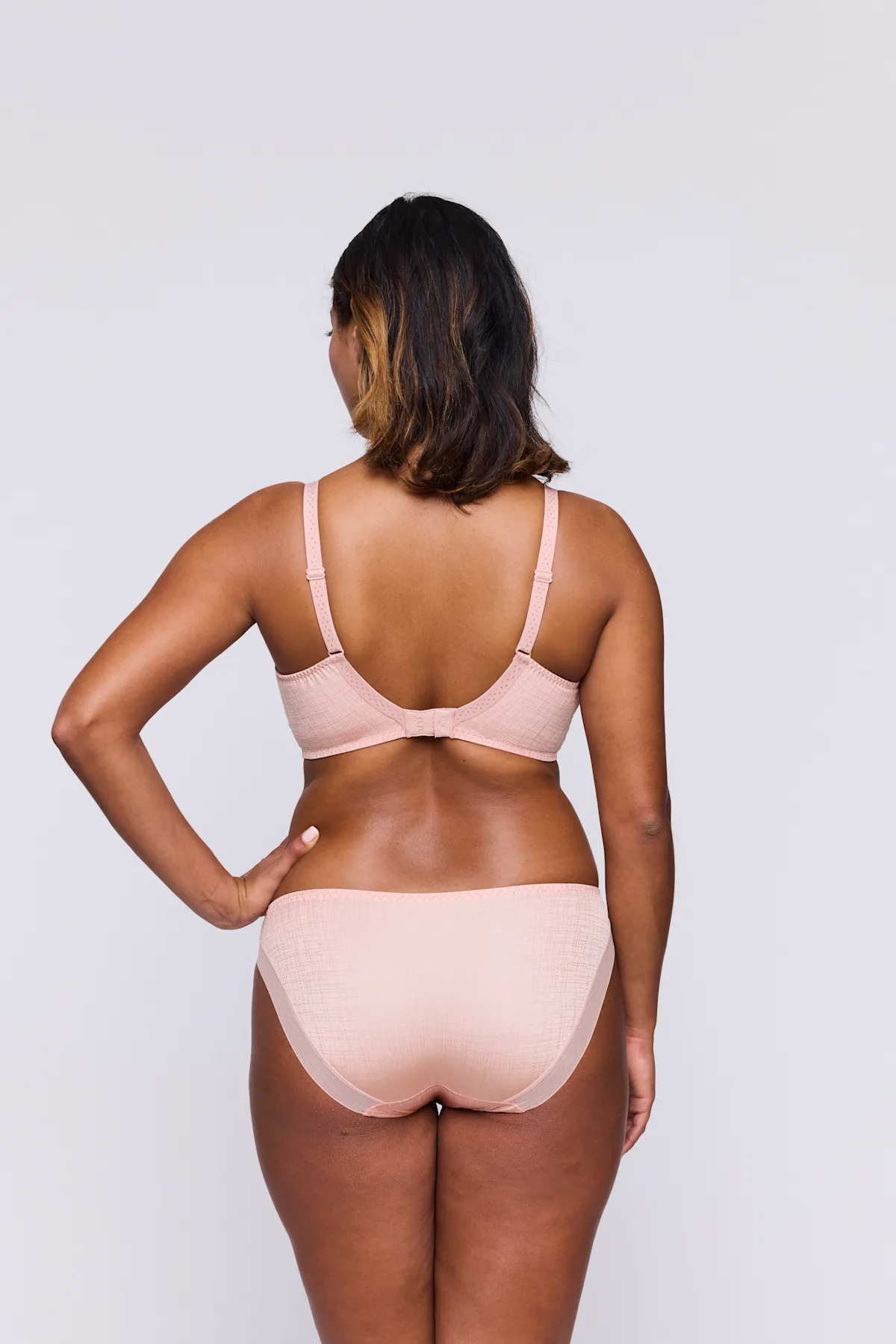 eservices_primadonna_twist-lingerie-balcony_brabriefs-vennera-0242442-pink0542440-pink-158311