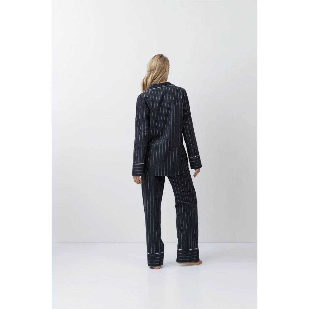 aruelle-Casey-pajama-100%-vamvakeri-mayri-rige-koympia-1