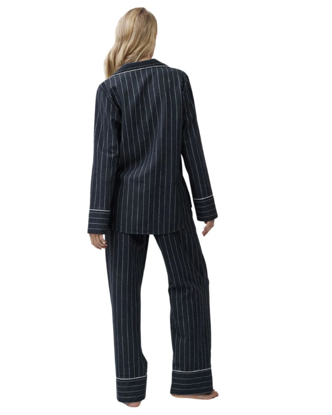 aruelle-Casey-pajama-100%-vamvakeri-mayri-rige-koympia-4