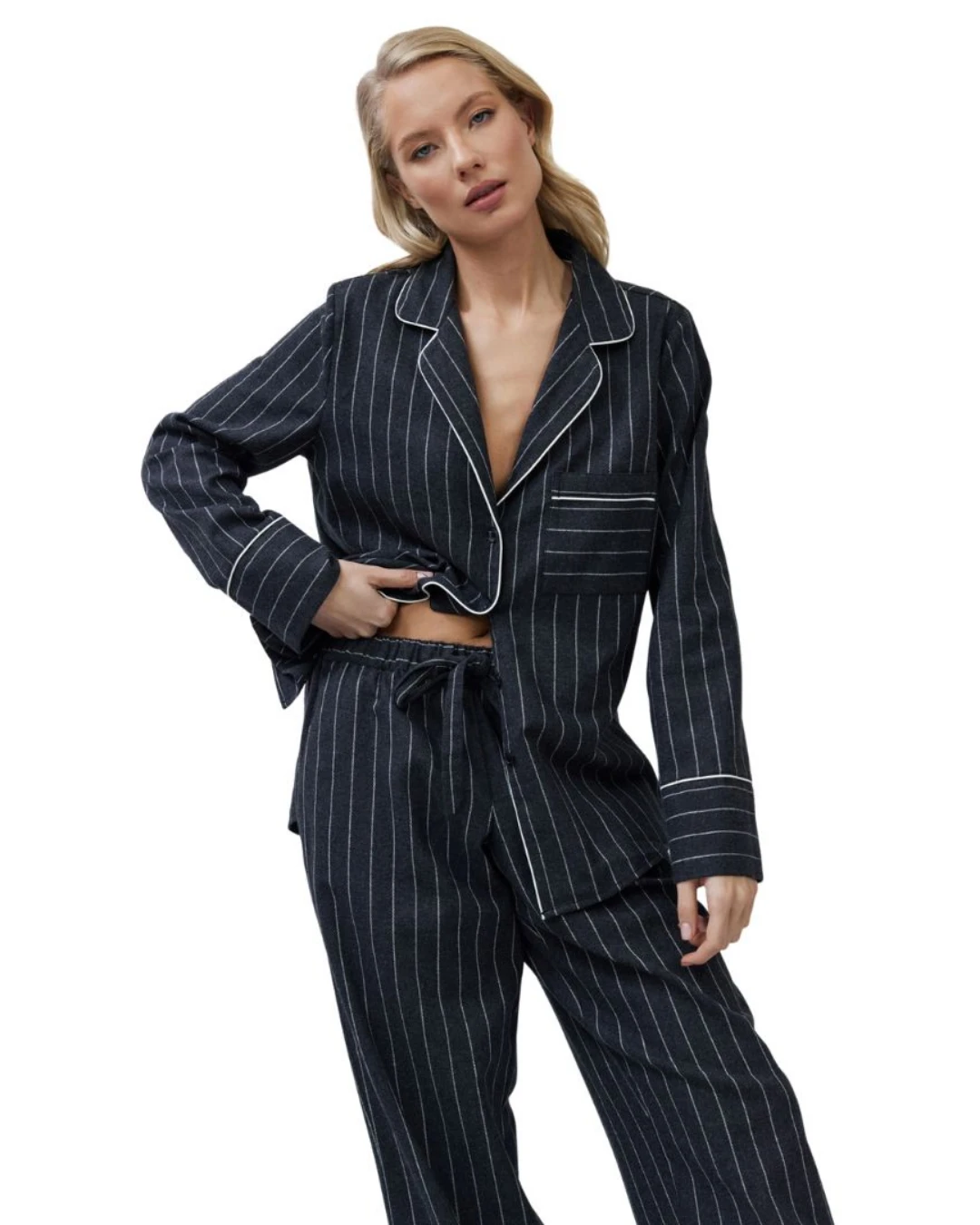 aruelle-Casey-pajama-100%-vamvakeri-mayri-rige-koympia-6