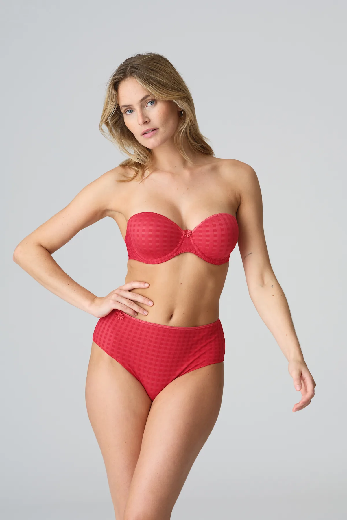 eservices_marie_jo-lingerie-strapless_brashorts_-_hotpants-avero-0100413-red0500415-red-165228
