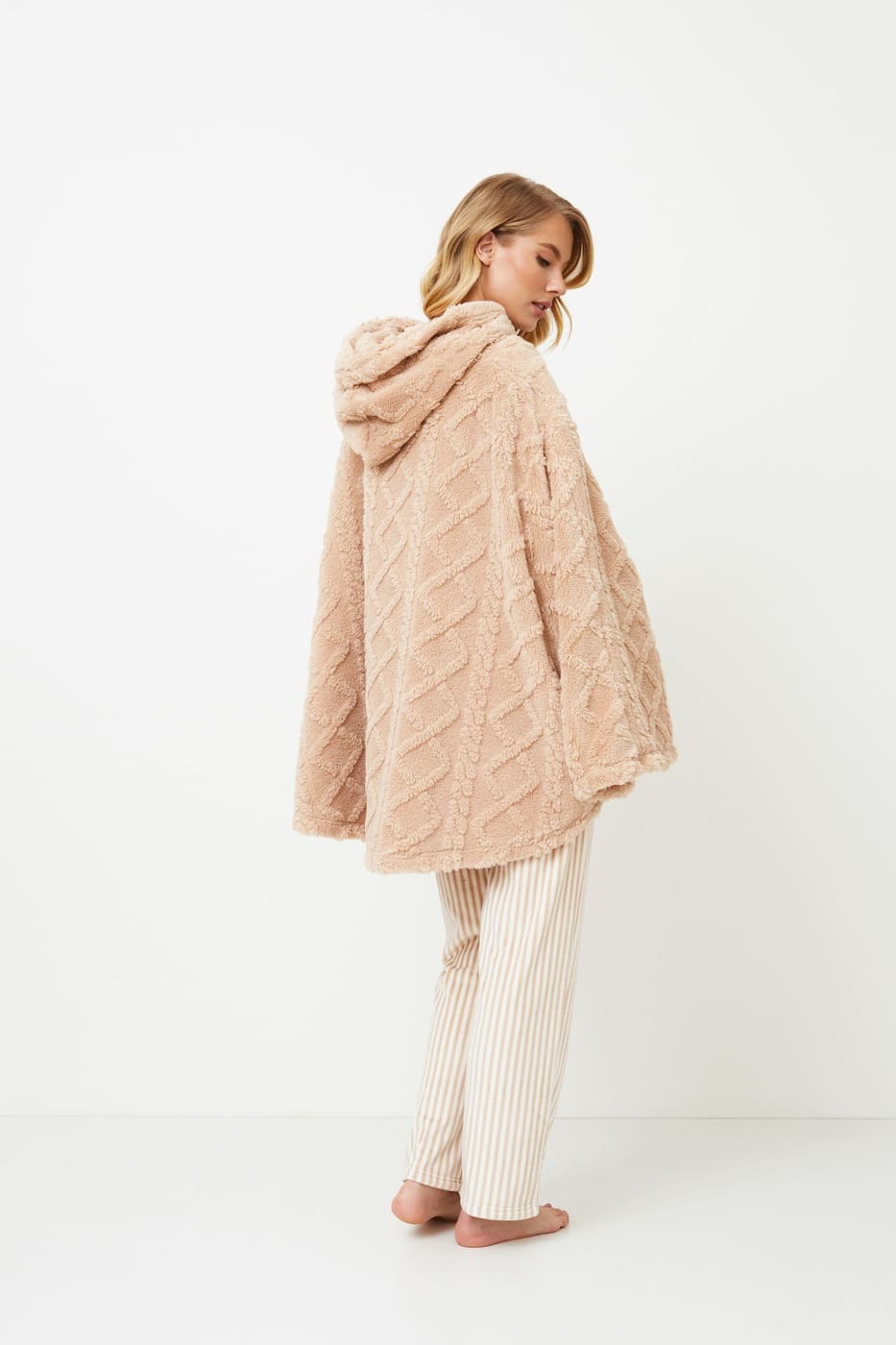Odette-sweater-back