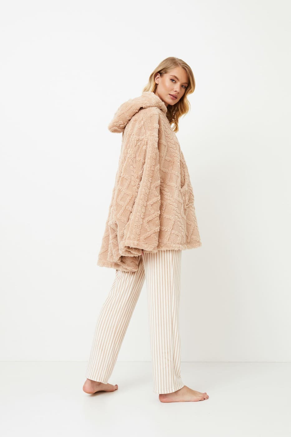 Odette-sweater-side