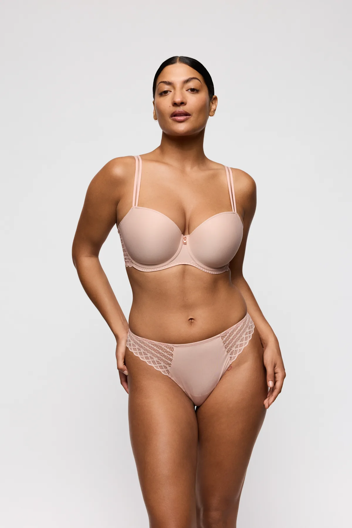 eservices_primadonna_twist-lingerie-balcony_brathong-twist_side-0242572-pink0642570-pink-1084812