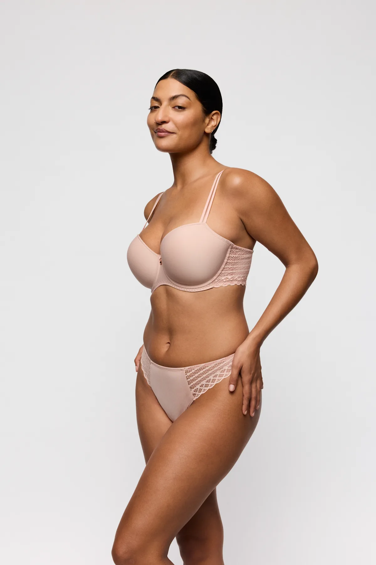 eservices_primadonna_twist-lingerie-balcony_brathong-twist_side-0242572-pink0642570-pink-1084820