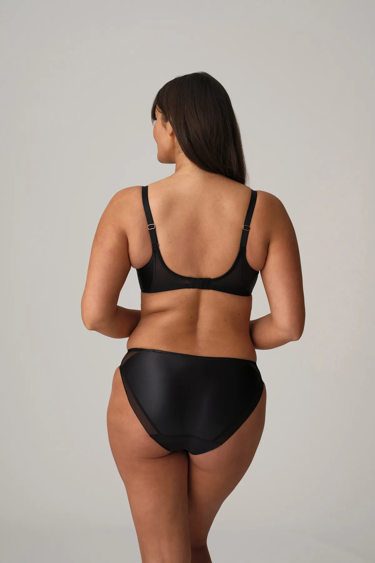 eservices_primadonna_twist-lingerie-padded_bra-zipolite-0242420-black-93567