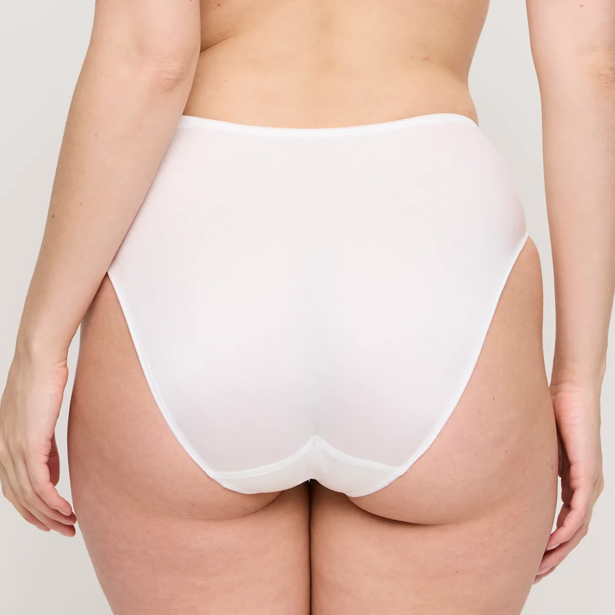 eservices_primadonna-lingerie-full_briefs-satin-0561331-natural-334752