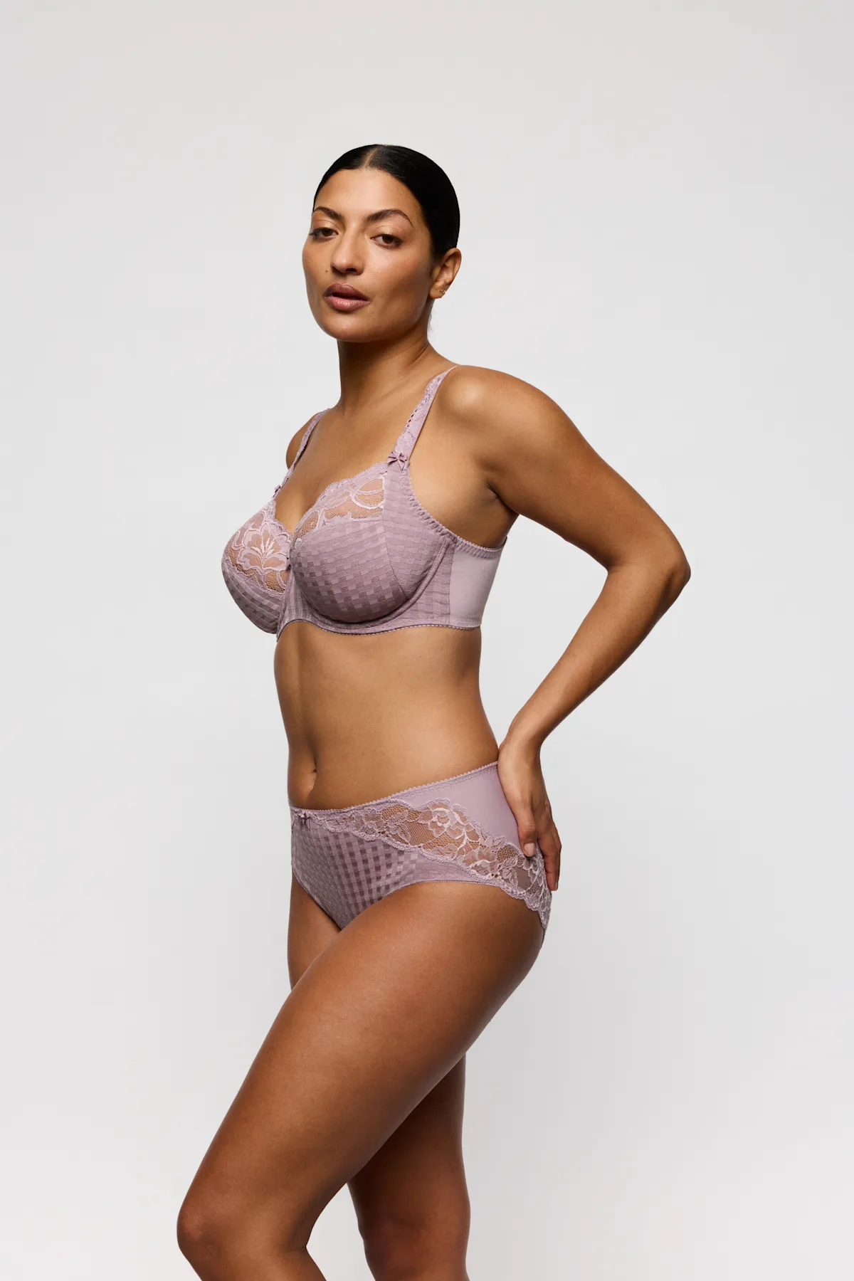 eservices_primadonna-lingerie-underwired_brafull_briefs-madison-0162121-purple0562126-purple-1084979
