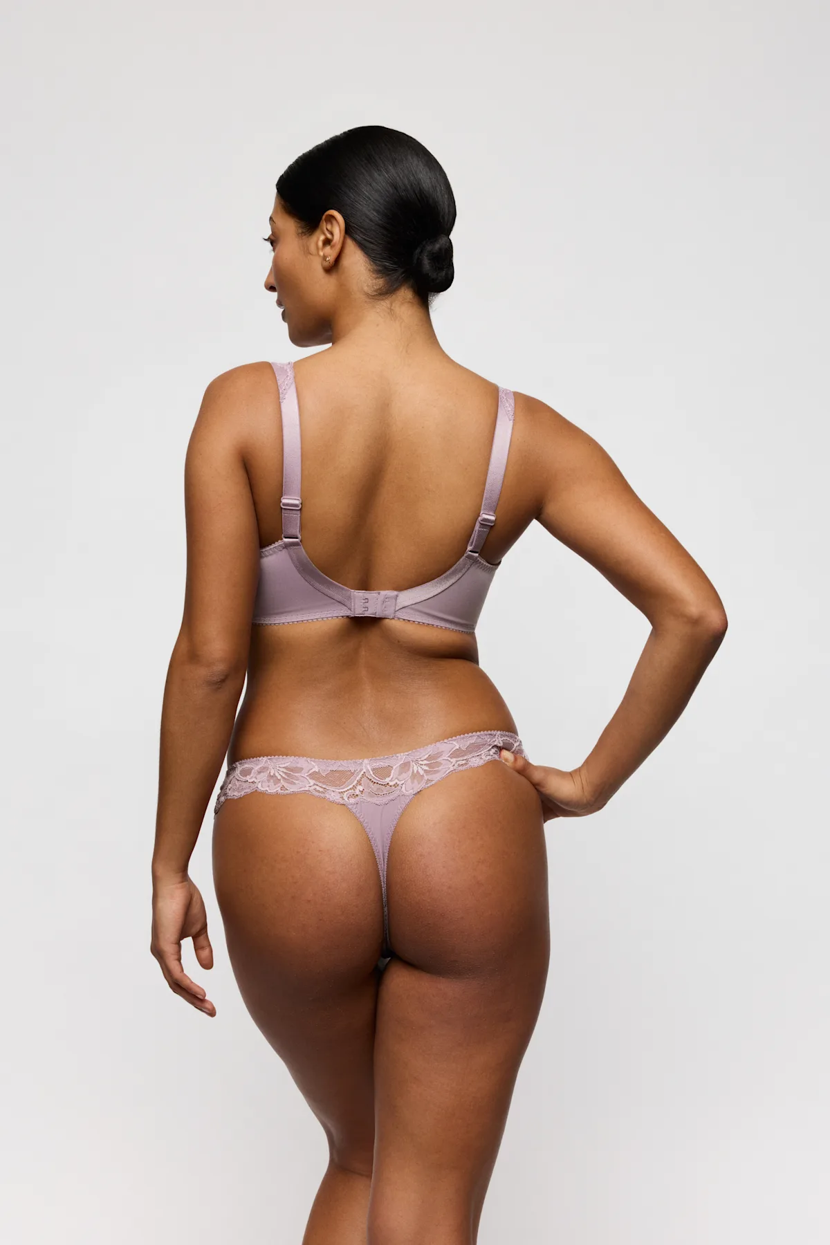 eservices_primadonna-lingerie-underwired_brathong-madison-0162121-purple0662125-purple-1084985